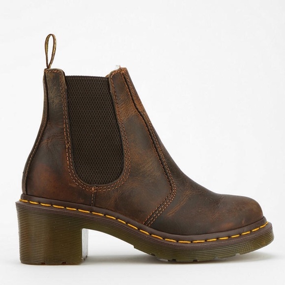 doc martens chelsea boots size 5